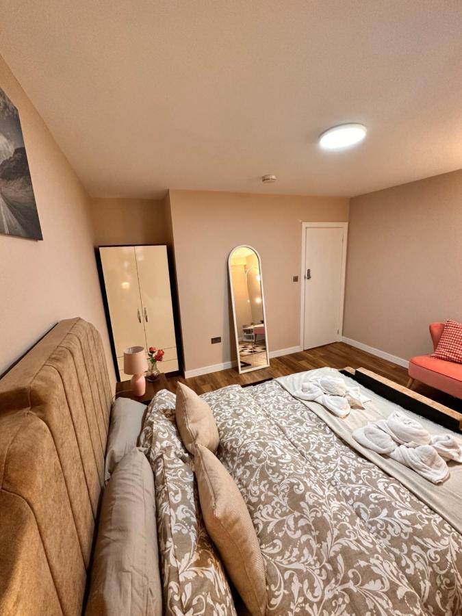 Canary Wharf Single Double And En-Suite Rooms Londen Buitenkant foto
