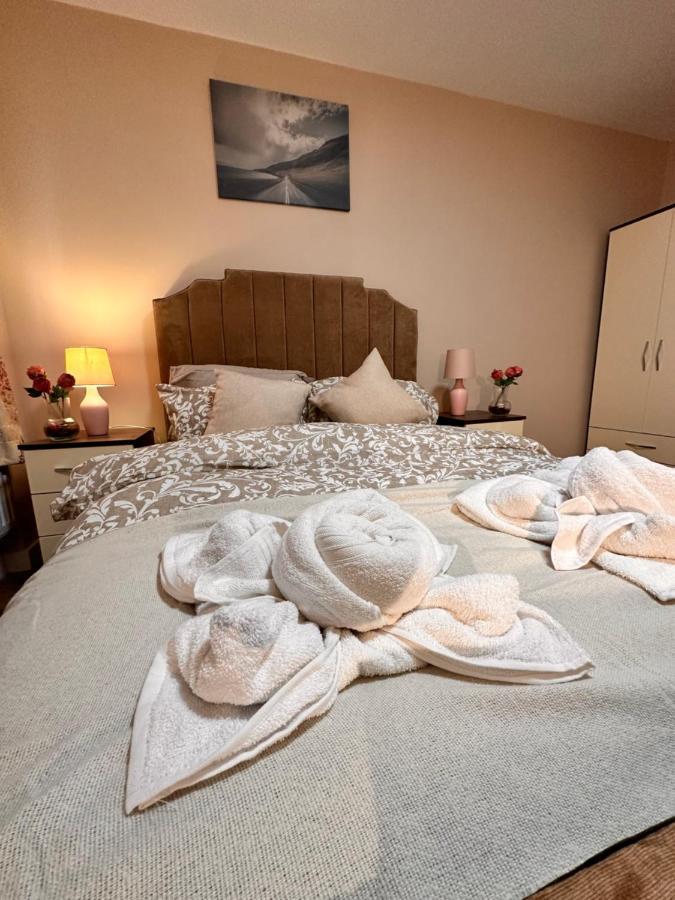 Canary Wharf Single Double And En-Suite Rooms Londen Buitenkant foto