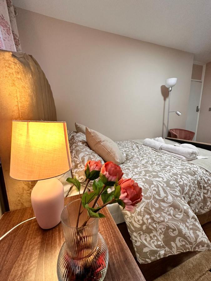 Canary Wharf Single Double And En-Suite Rooms Londen Buitenkant foto