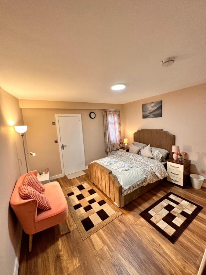 Canary Wharf Single Double And En-Suite Rooms Londen Buitenkant foto